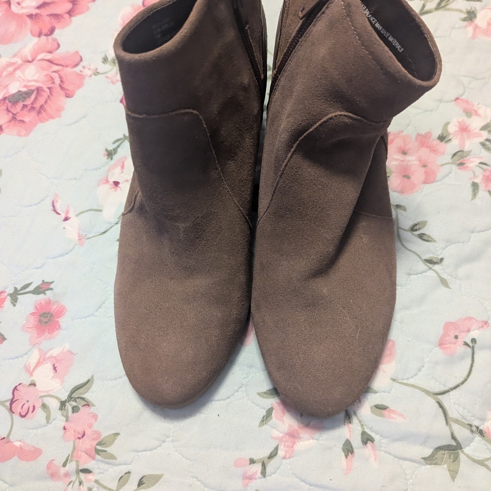 Brown Booties - Picture 4 of 6